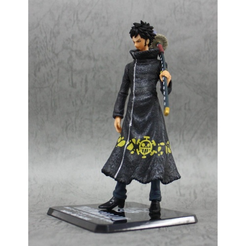 figuarts_zero_trafalgar_law_-seven_warlords_of_the_sea_verpvc_fi_307337_4