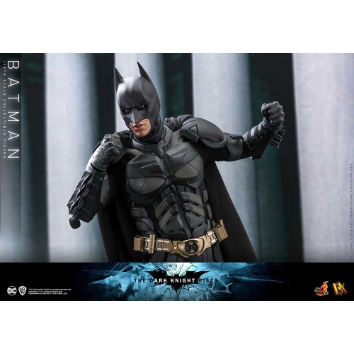 hot-toys---tdkr---batman-collectible-figure_pr24