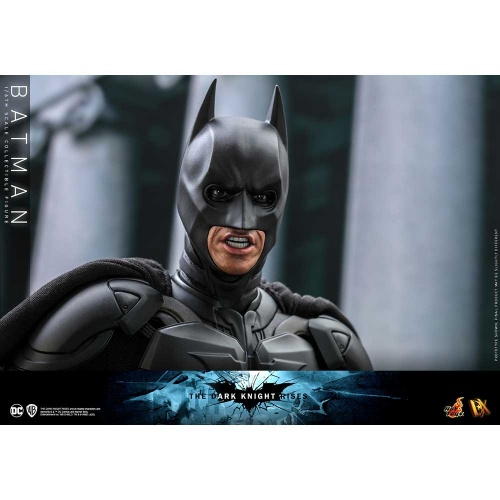 hot-toys---tdkr---batman-collectible-figure_pr25